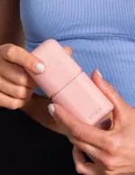 laSaponaria Aplikátor na tuhý deodorant - znovuplnitelný Růžový - v elegantních barvách